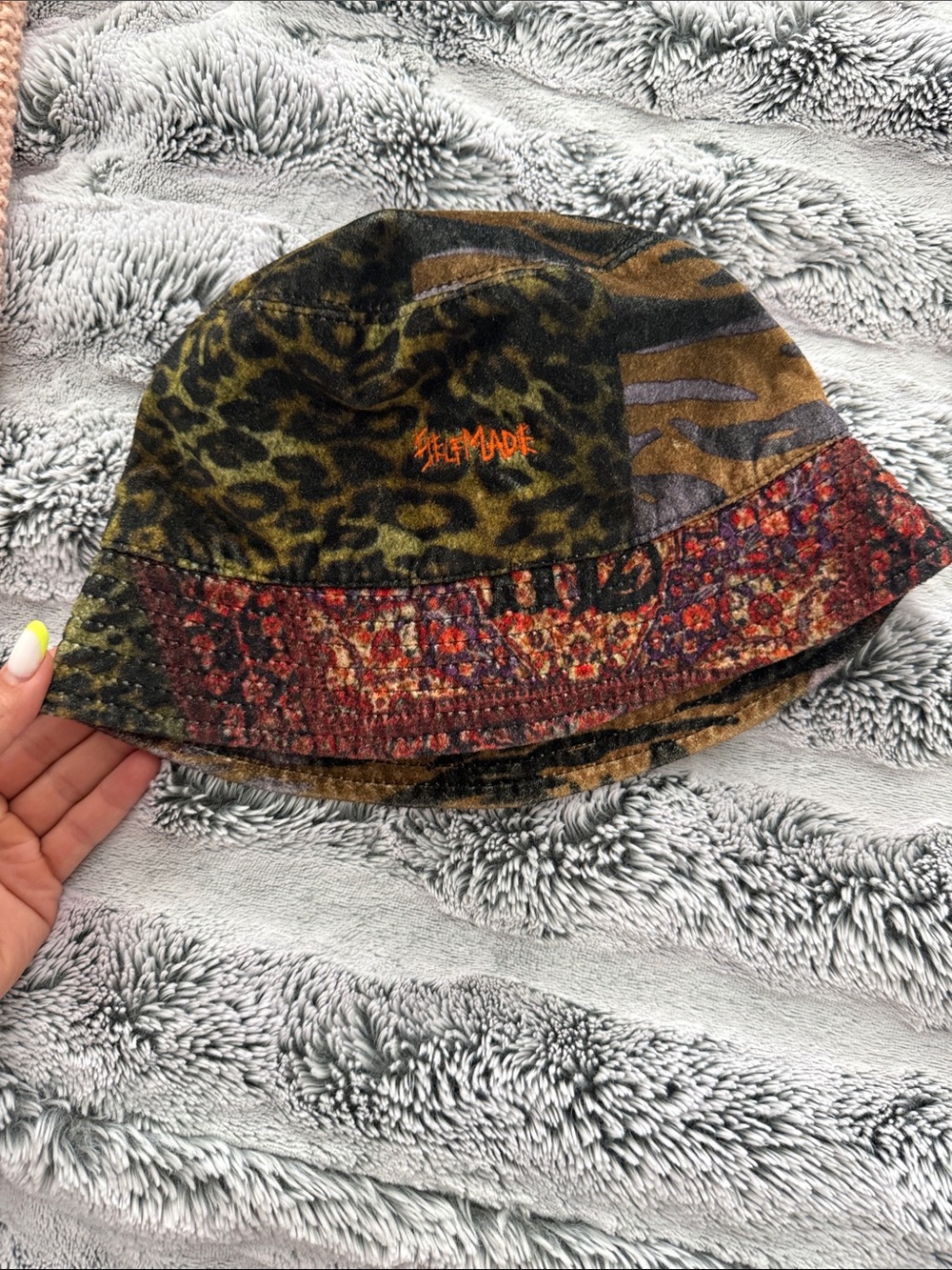 SELF-MADE Leopard & Patchwork Bucket Hat - Picture 3 of 10